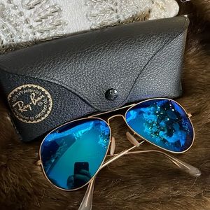 Ray ban large gold frame polarized sunglasses blue lens
